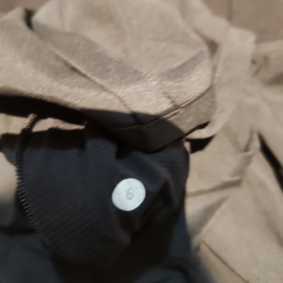 Lululemon running shorts - Picture 3 of 3